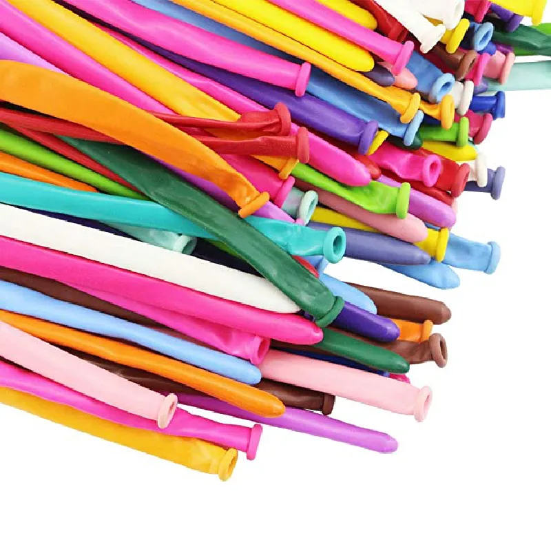 30 latex balloons